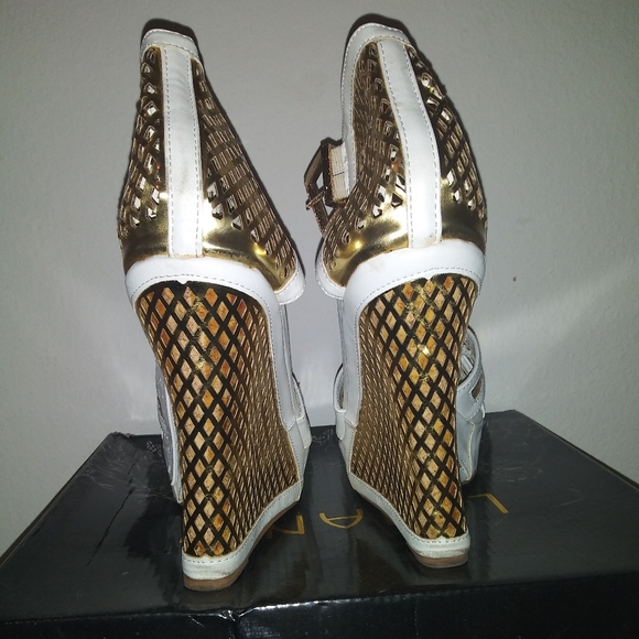 Wedges - Picture 3 of 4